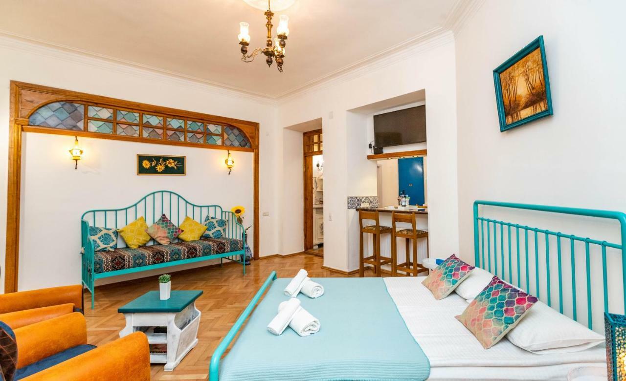 ★ Blue Door Rhapsody ★ - Special Stay In Old Town! Tiflis Dış mekan fotoğraf