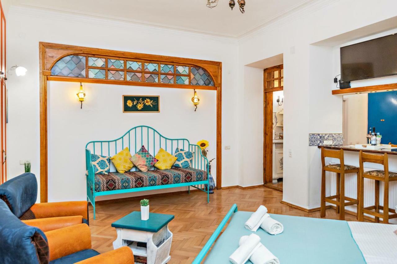 ★ Blue Door Rhapsody ★ - Special Stay In Old Town! Tiflis Dış mekan fotoğraf