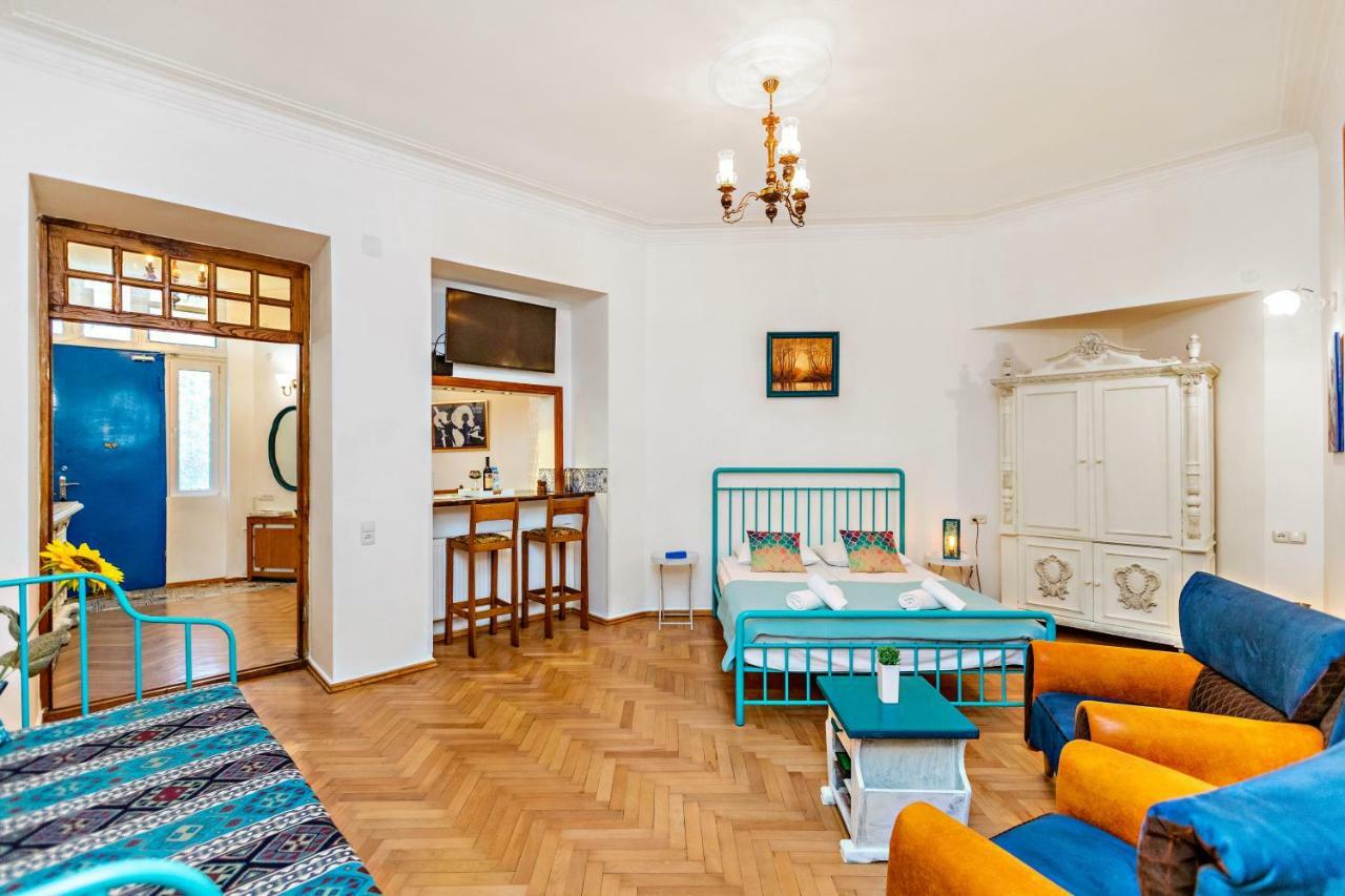 ★ Blue Door Rhapsody ★ - Special Stay In Old Town! Tiflis Dış mekan fotoğraf